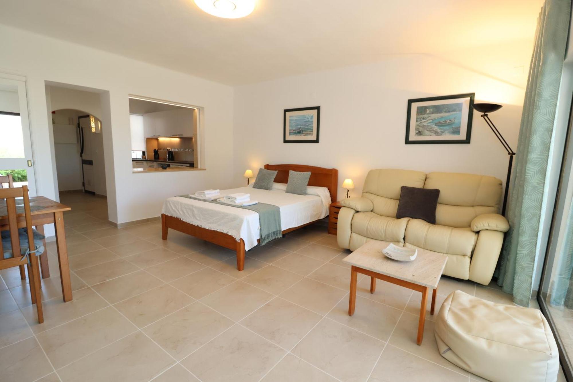 Camelia 52 Beach Studio Apartment - Sao Rafael, Albufeira Exteriör bild